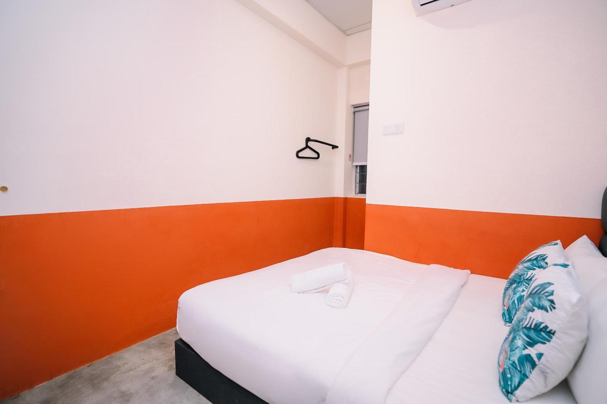 Swing & Pillows - 75 Muntri, Penang ジョージタウン エクステリア 写真